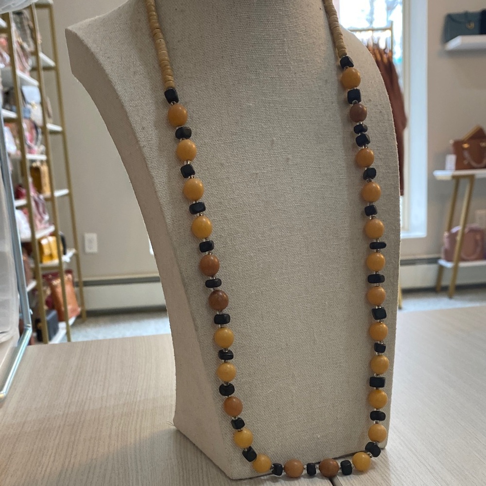 Black and Brown Beaded Necklace - Picture 2 of 3